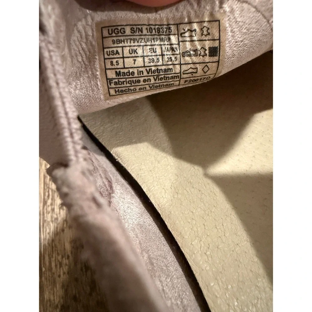 UGG Adley Perf Slip-on Sneaker Perforated Suede Pink Women Size 8.5 Casual Shoes